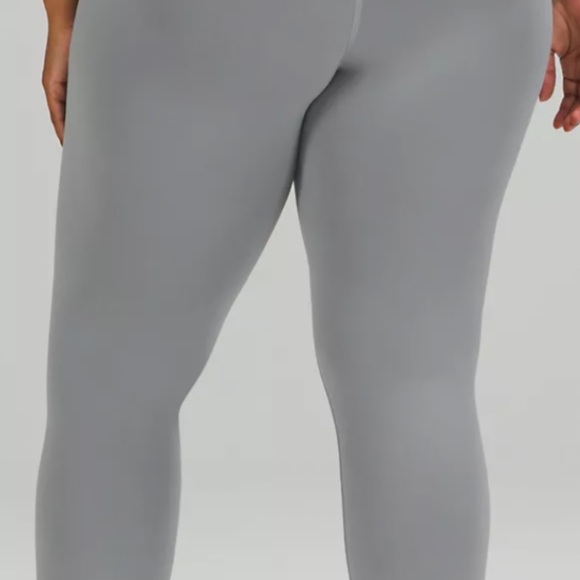 Lululemon wunder train hr tight 25” - Picture 3 of 7